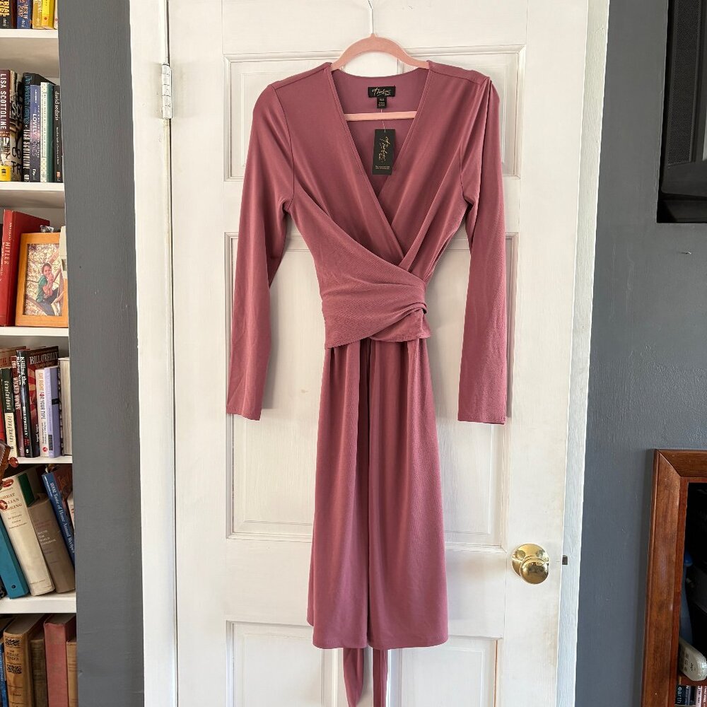 NWT Thalia Sodi Long sleeve Wrap Dress in Medieval Rose